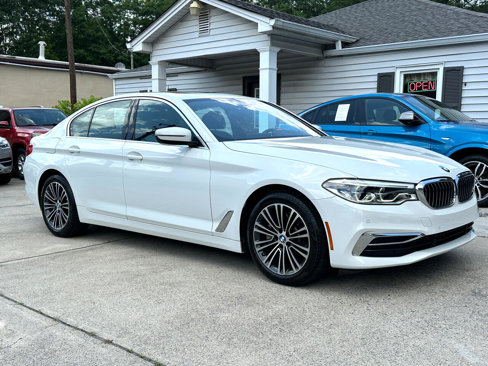 Used 2019 BMW 530i xDrive w/ Luxury Seating Package image 10