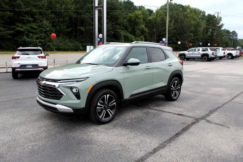 New 2026 Chevrolet TrailBlazer LT w/ Convenience Package image 2
