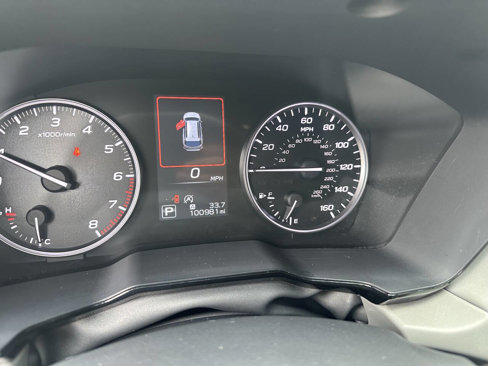 Used 2021 Subaru Outback Premium image 11