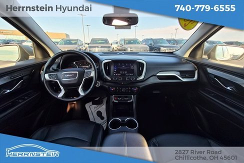 Used 2024 GMC Terrain SLT image 6