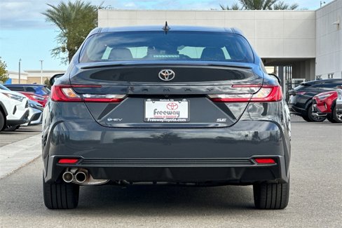 New 2026 Toyota Camry SE image 5