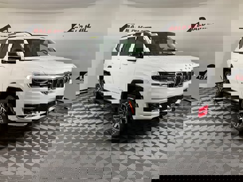 New 2025 Jeep Wagoneer 4WD w/ Convenience Group I image 1