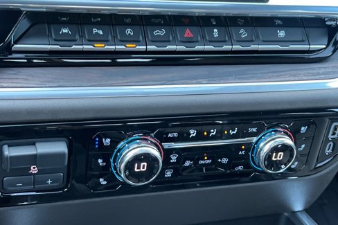 New 2026 GMC Sierra 1500 SLT w/ SLT Premium Package image 17