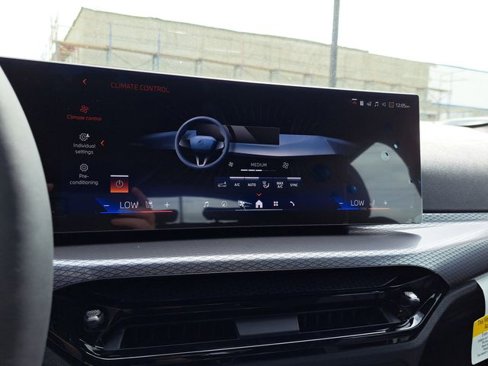 New 2025 BMW i4 xDrive40i w/ M Sport Package image 29