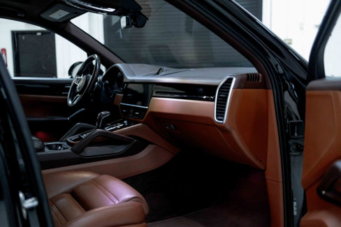 Used 2019 Porsche Cayenne E-Hybrid image 81