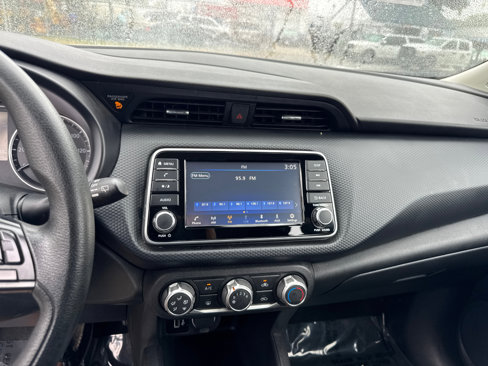 Used 2023 Nissan Kicks S image 17