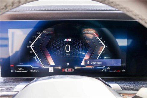 Used 2025 BMW 740i xDrive image 14