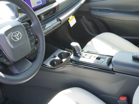 New 2026 Toyota Prius XLE image 22