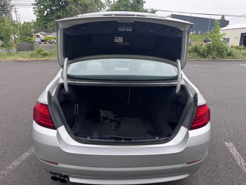 Used 2012 BMW 528i xDrive Sedan image 36