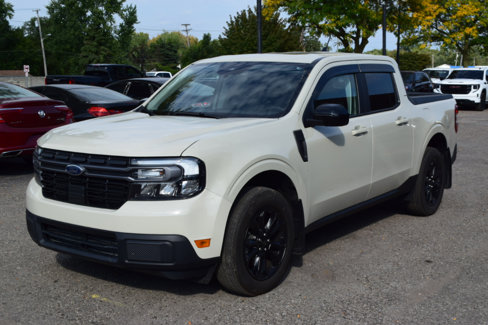 Used 2024 Ford Maverick Lariat w/ Black Appearance Package image 3