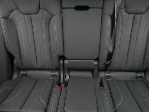 Used 2024 Audi Q5 2.0T Premium Plus w/ Premium Plus Package image 13