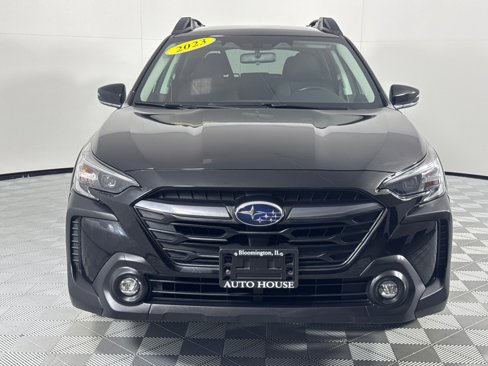 Used 2023 Subaru Outback Premium image 12