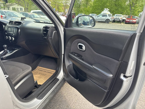 Used 2019 Kia Soul image 22