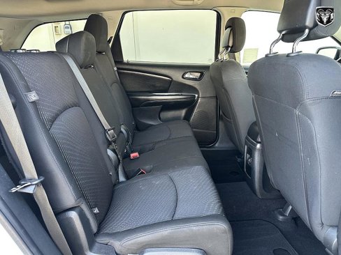 Used 2018 Dodge Journey SXT w/ Connectivity Group image 14