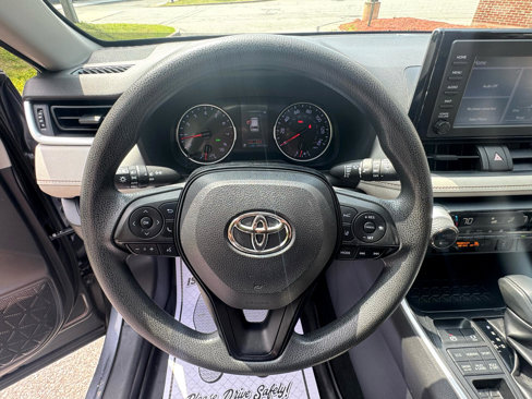 Used 2019 Toyota RAV4 XLE image 22