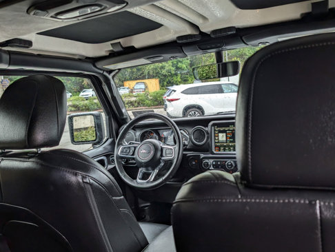 Used 2019 Jeep Wrangler Unlimited Sahara w/ Quick Order Package 24M Moab image 25