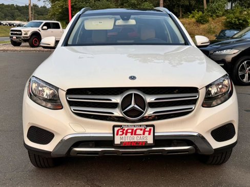 Used 2019 Mercedes-Benz GLC 300 4MATIC image 3