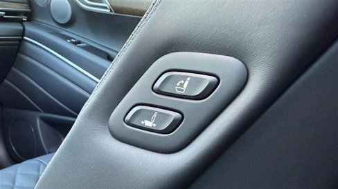 Used 2025 Genesis GV80 3.5T Prestige image 18
