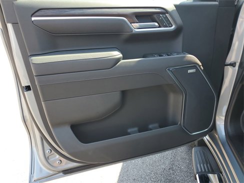New 2026 GMC Sierra 1500 SLT w/ SLT Premium Plus Package image 8