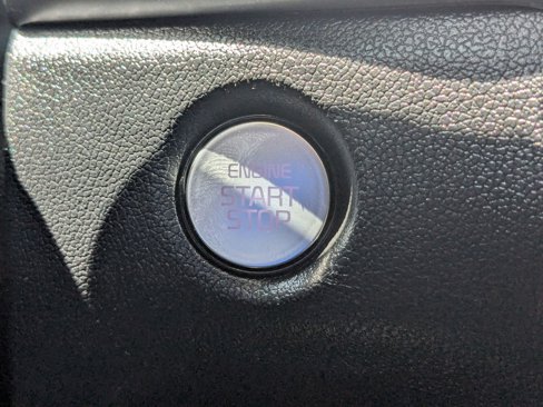 Used 2025 Kia Sorento S image 19