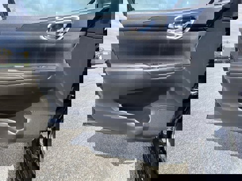 Used 2019 Nissan Sentra SV image 15