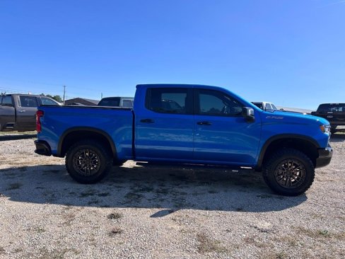 Used 2022 Chevrolet Silverado 1500 ZR2 w/ Technology Package image 2