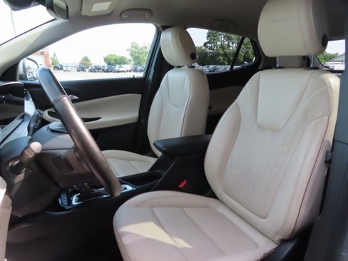 Used 2024 Buick Encore GX Avenir w/ Avenir Convenience Package image 18