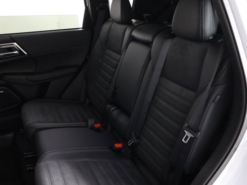 New 2025 Mitsubishi Outlander Trail Edition image 34