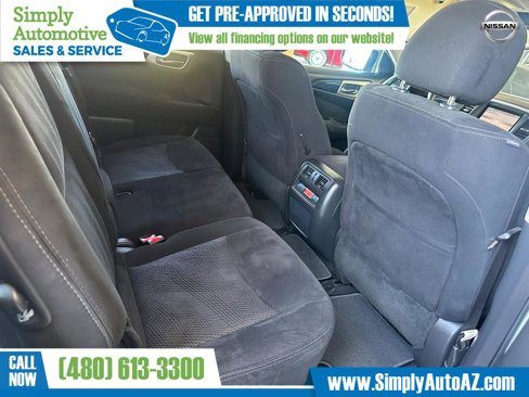 Used 2016 Nissan Pathfinder SV image 18