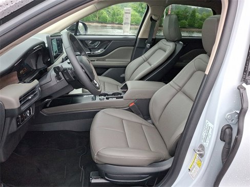 New 2025 Lincoln Corsair Grand Touring image 6