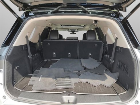 Used 2025 Nissan Pathfinder Platinum w/ Cargo Package image 36