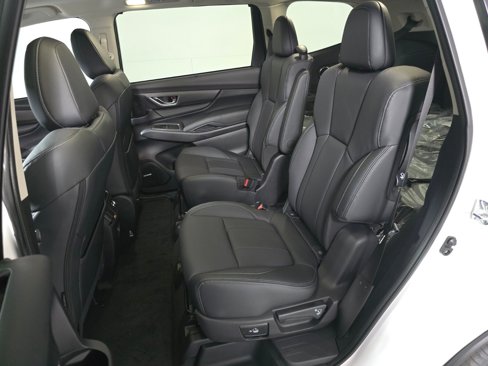 New 2025 Subaru Ascent Limited image 14