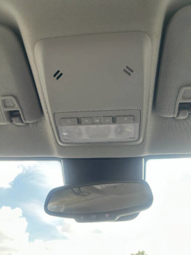 Used 2021 Chevrolet Trax LT w/ LT Convenience Package image 24
