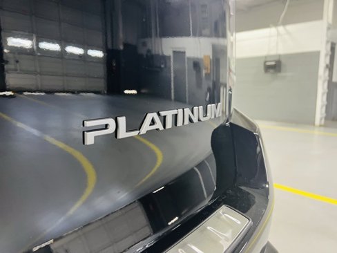New 2025 Nissan Armada Platinum image 22