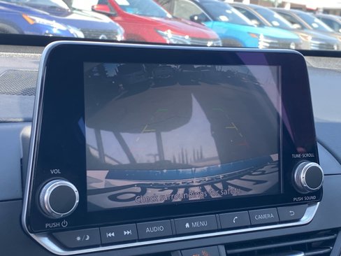 Used 2023 Nissan Altima 2.5 SV image 22