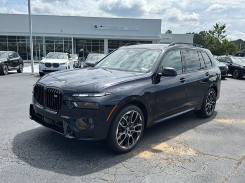 New 2026 BMW X7 M60i image 1
