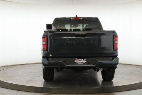New 2025 RAM 1500 4x4 Crew Cab image 11
