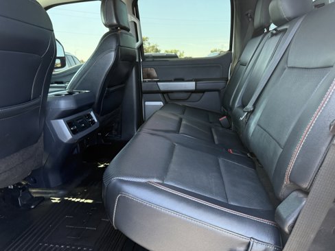 Used 2023 Ford F250 Lariat w/ Sport Appearance Package image 8