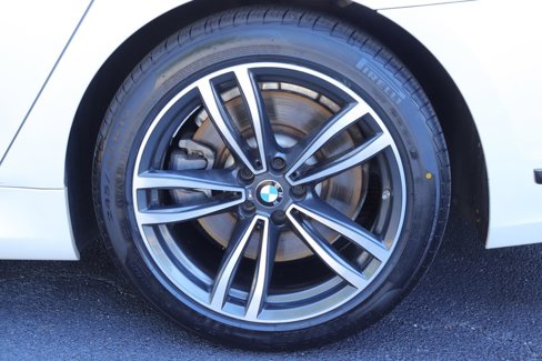 Used 2020 BMW 750i xDrive image 43
