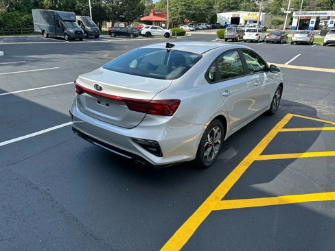 Used 2021 Kia Forte LXS image 7