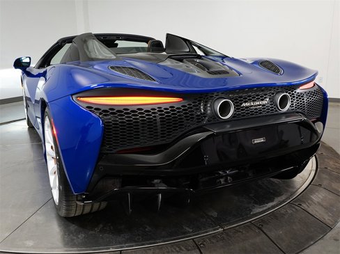 New 2025 McLaren Artura Spider image 19