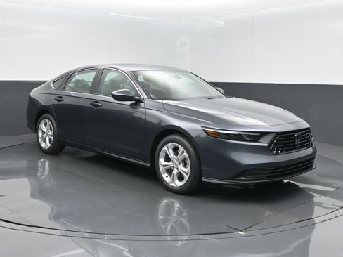 New 2025 Honda Accord LX image 1