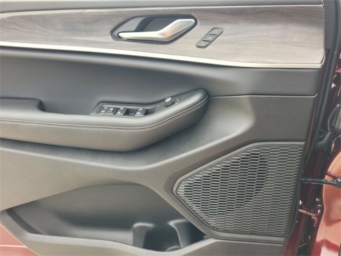 New 2025 Jeep Grand Cherokee Limited image 21