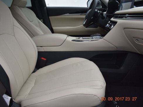 Certified 2025 INFINITI QX60 Pure image 26