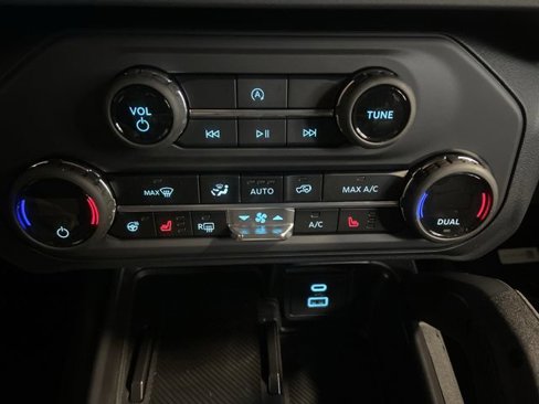 New 2025 Ford Bronco Outer Banks image 19