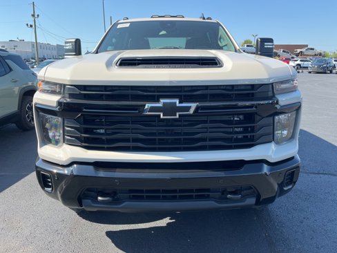 New 2026 Chevrolet Silverado 2500 Custom image 2