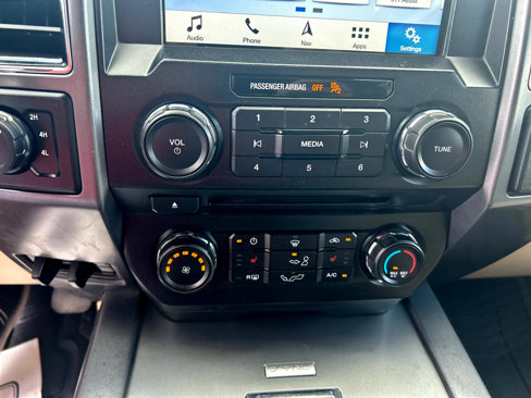 Used 2018 Ford F150 XLT w/ Equipment Group 302A Luxury image 30
