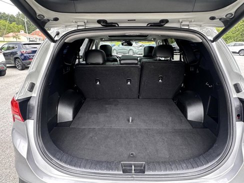 Used 2023 Hyundai Santa Fe Limited image 13
