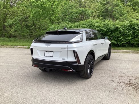 New 2025 Cadillac Lyriq Luxury image 7