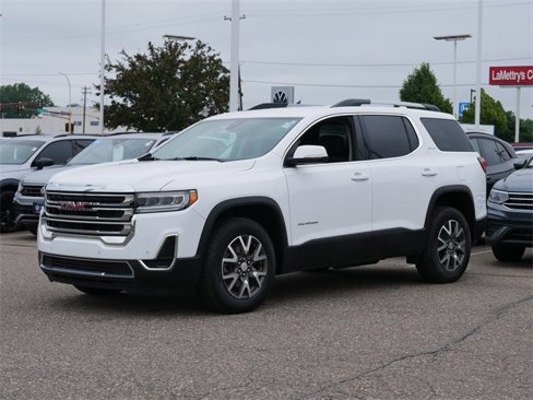 Used 2023 GMC Acadia SLE w/ Driver Convenience Package image 3